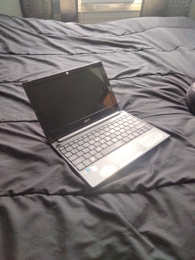 Acer Aspire One D255
