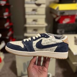 SIZE 10 TRAVI$ $COTTS NIKE COLLABS 😊✌️