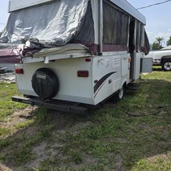 Pop Up Camper