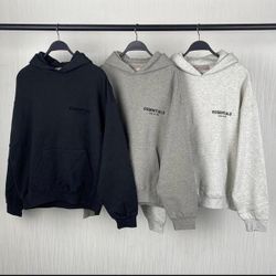 Essencial Hoddies