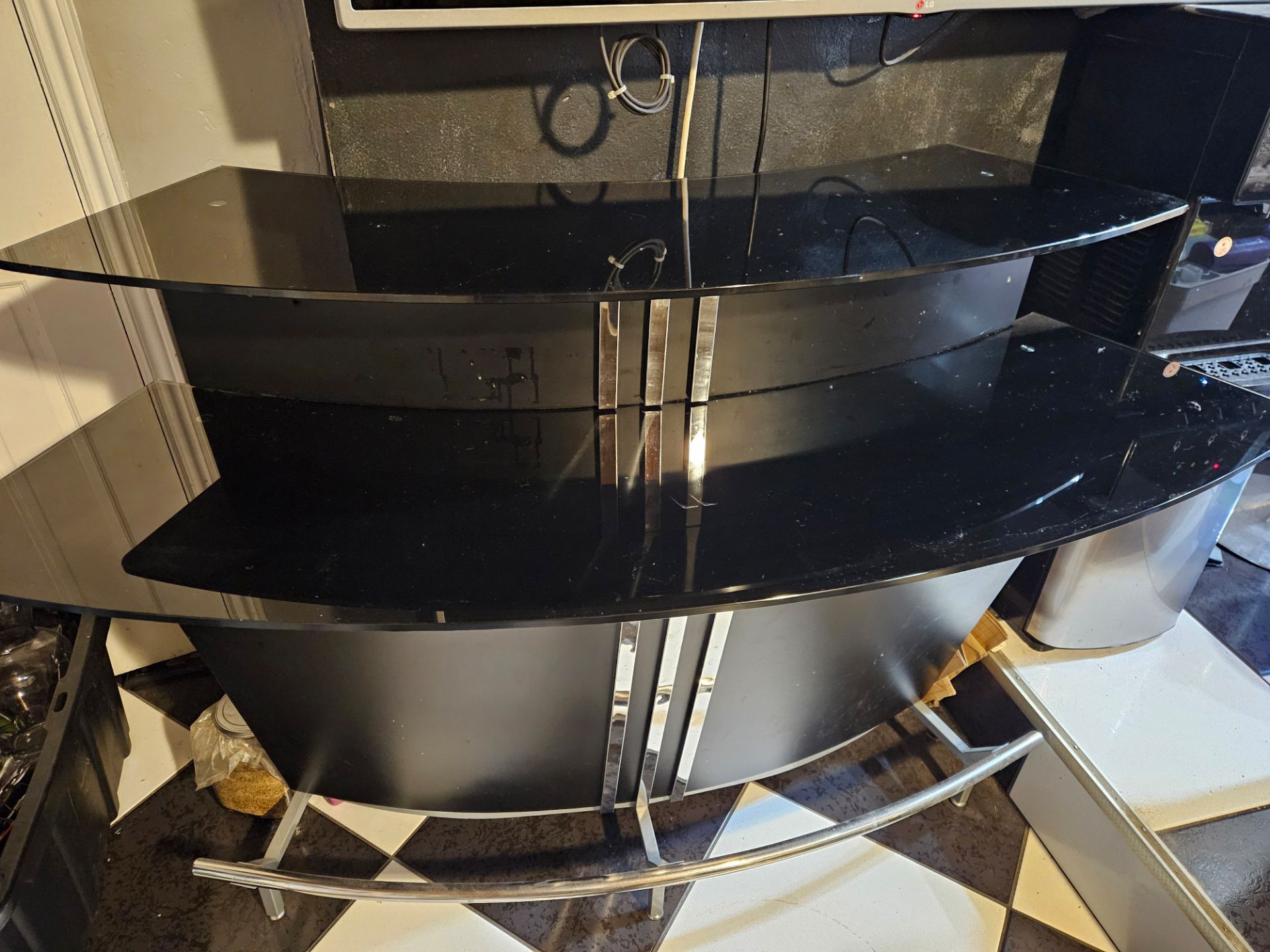 Bar table