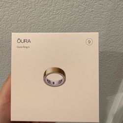Oura Ring 4 - Size 9 Gold