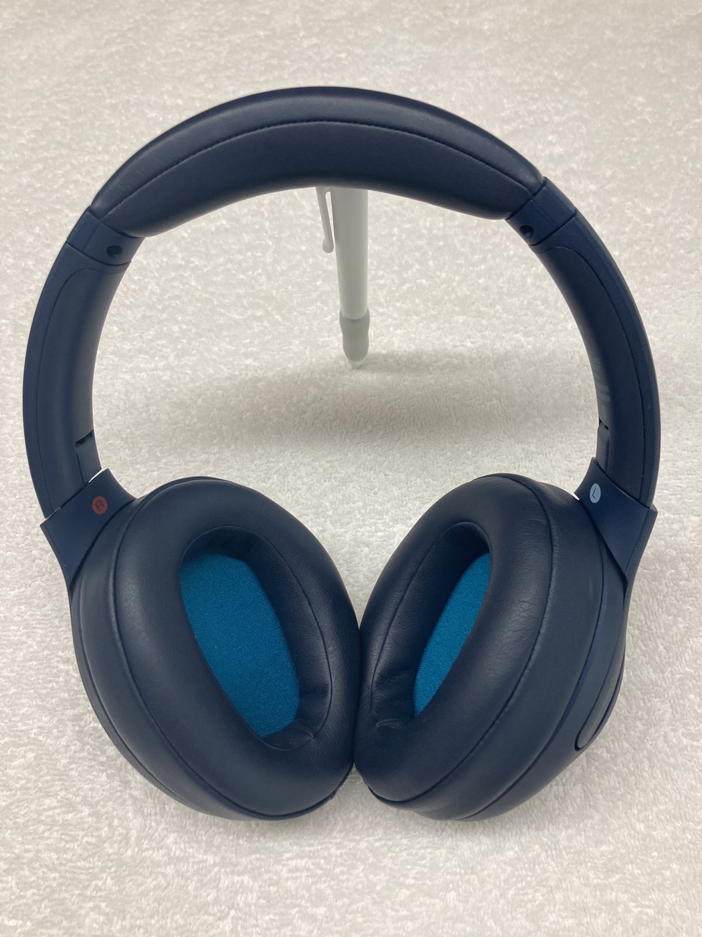 HEADPHONES - SONY WH-XB900N Extra Bass Bluetooth Noise Canceling