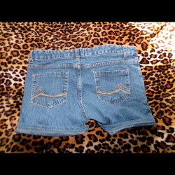 Low rise denim skirt