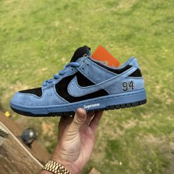 SUPREME X NIKE SB COLAB DUNKS
