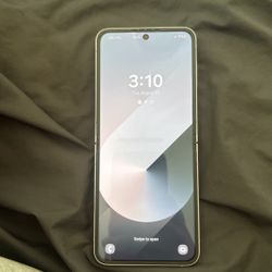 Samsung Galaxy Z Flip6