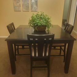 Dining Room Table Set