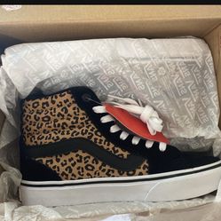 Vans Size 6 Women’s