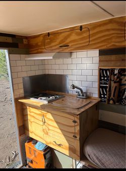 Six Pac camper cab over
