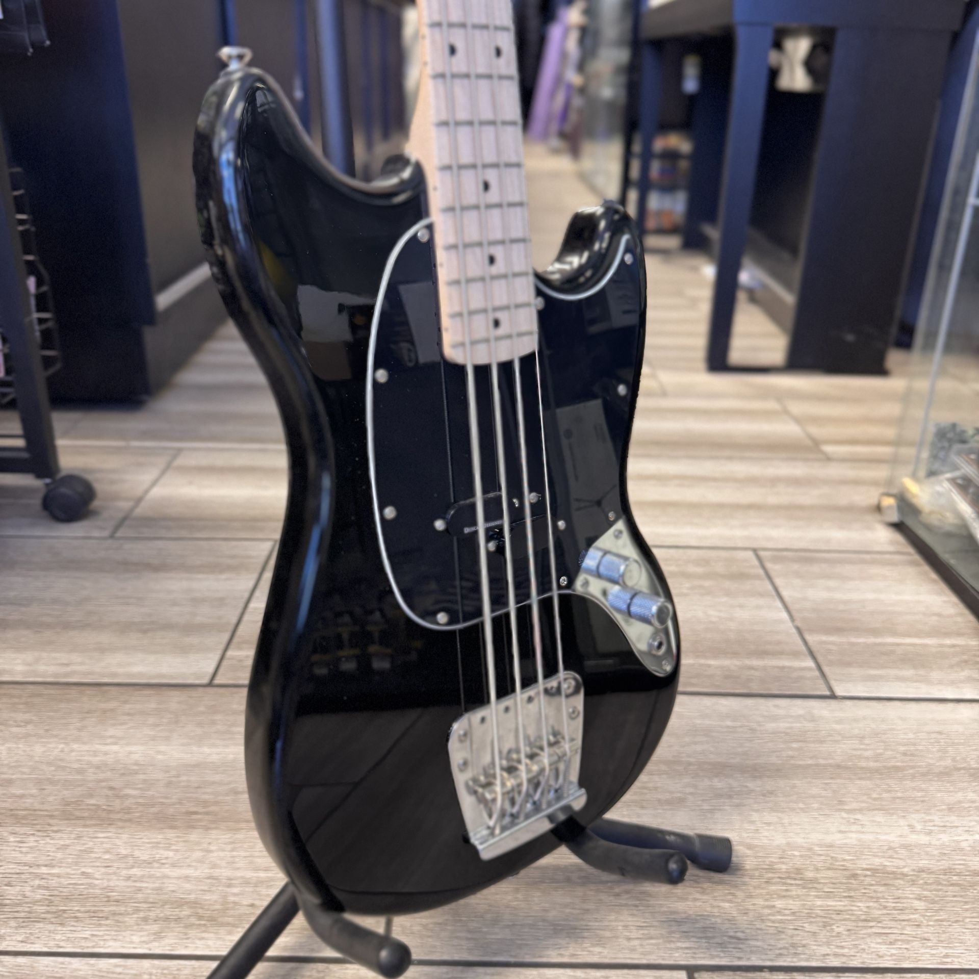 SALE - Squier Mustang Short Scale Bass Guitar In Black