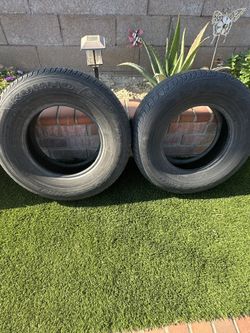 Kumho P235/75R25