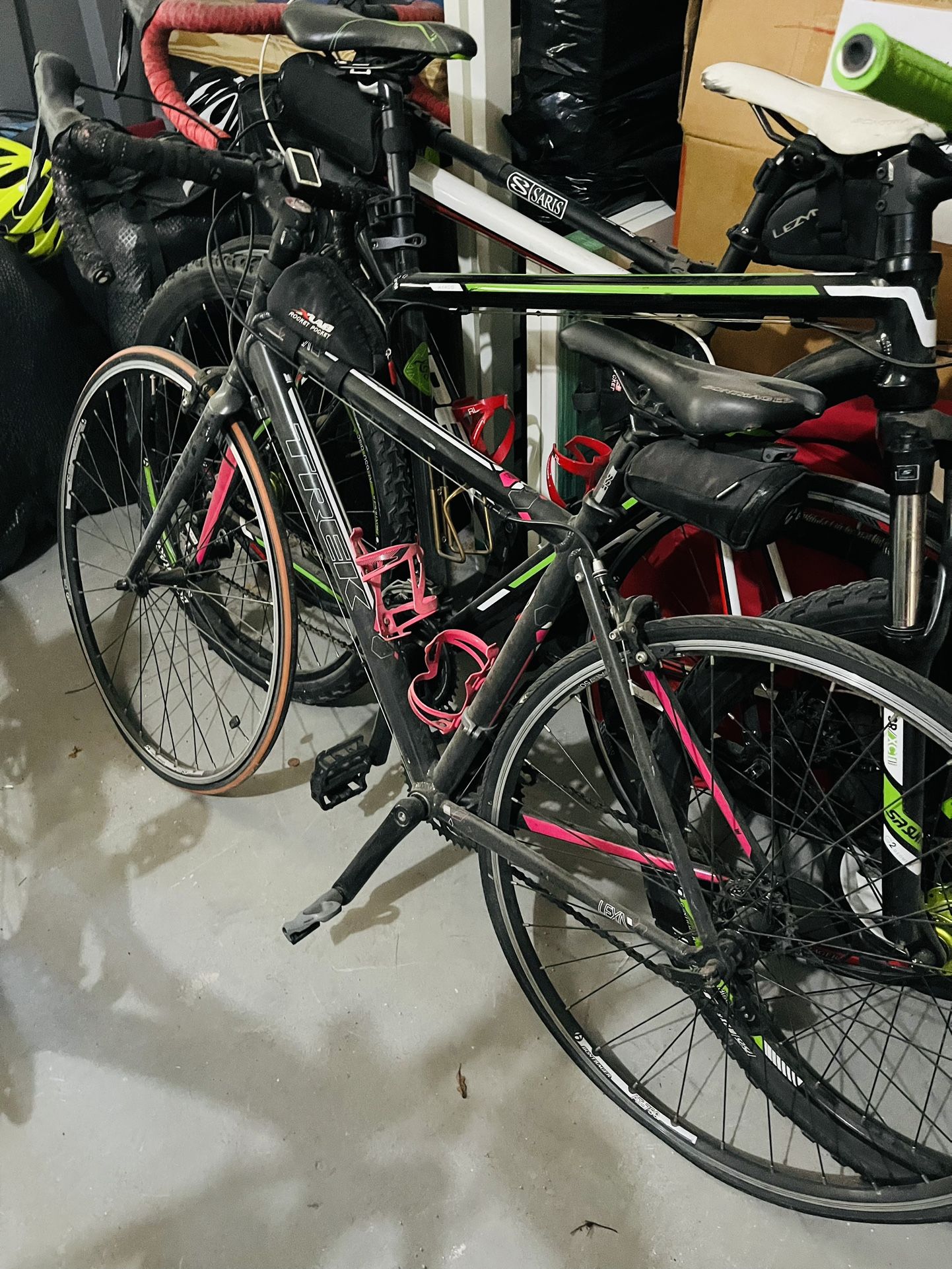 Women’s Trek Road Bike