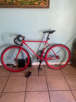 FIXIE RED+BLACK 150$ CASH ONLY!!!
