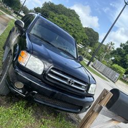 2004 Toyota Sequoia Parts Out