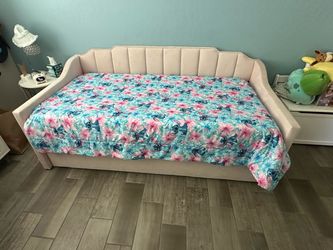 Upholstered Daybed Frame Twin Size