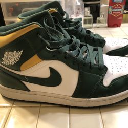 Nike Jordan  Size 11.5