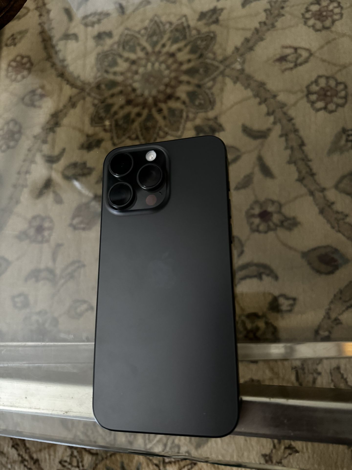 iPhone 15 Pro Max