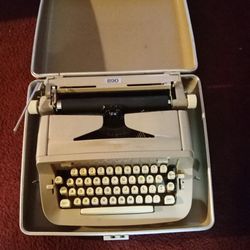 Royal Typewriter from 19 70's, With Case