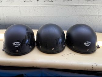 3 dot helmets