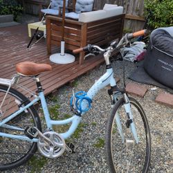 TREK WSD 7200 women's hybrid commuter bike
