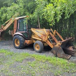 Case 580K Backhoe