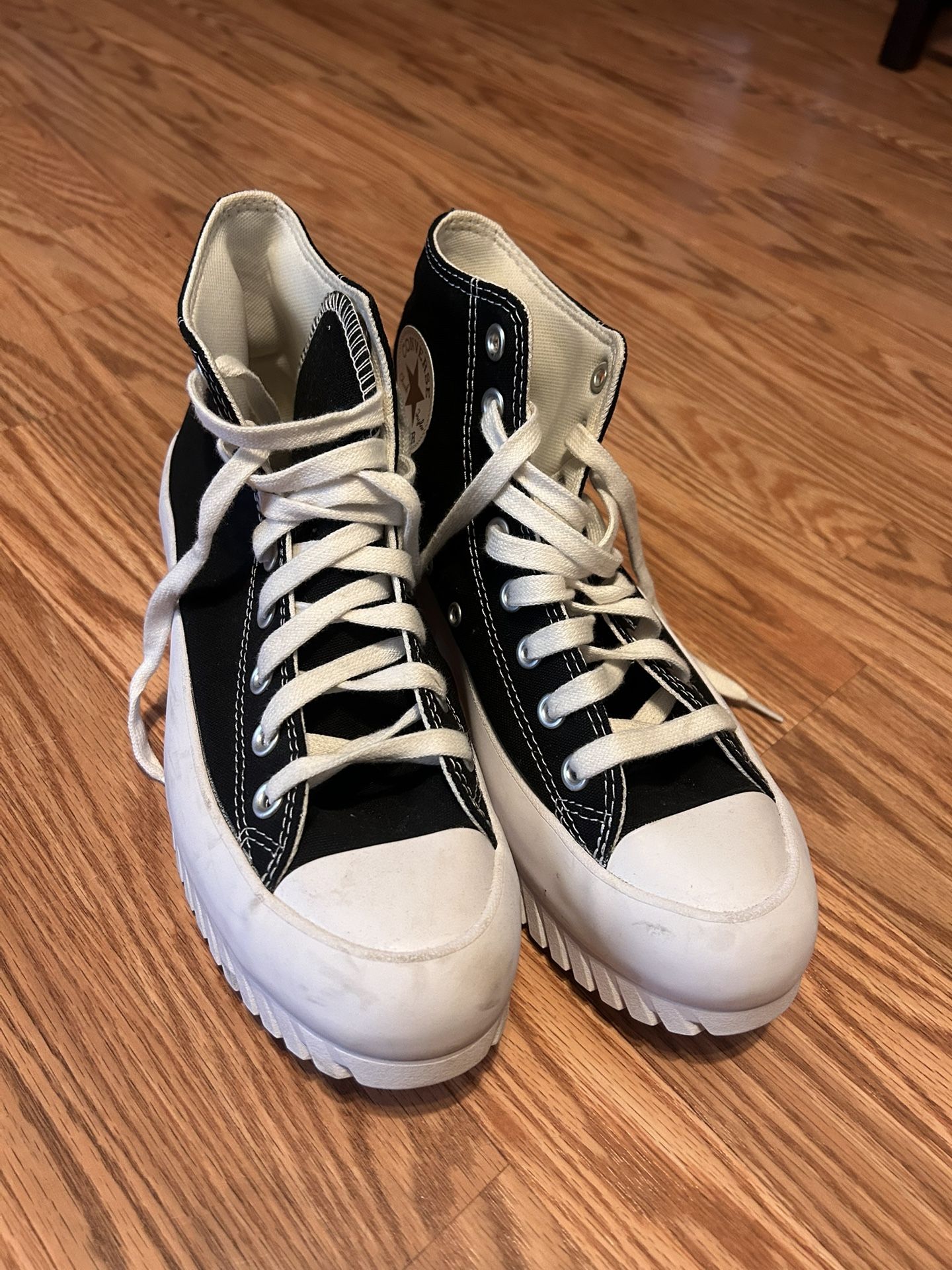 Womens Converse Chuck Taylor All Star Lugged High-Top Sneaker - Black