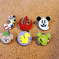 Lot of Disney Trading Pins. Lot 44