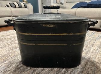 Antique Copper Boiler With Lid