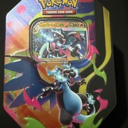 Pokemon Charizard Tin