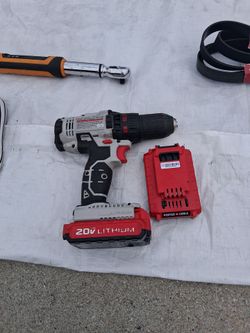 Drill. 2 bateties