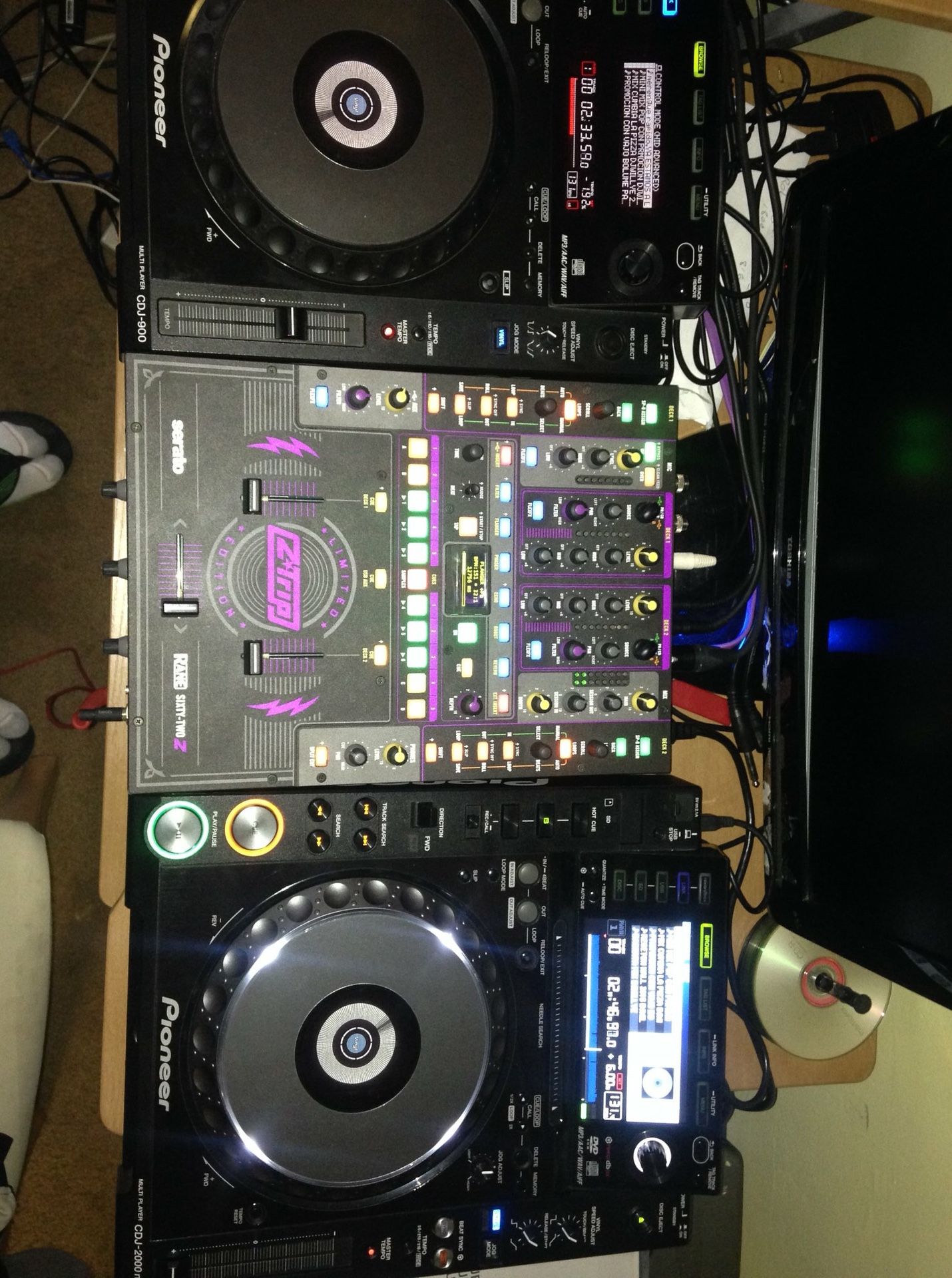 Mixer Serato Pioneer CDJ900NXS Pioneer CDJ2000NXS2 Professional