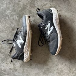 New Balance Baseball Cleats 