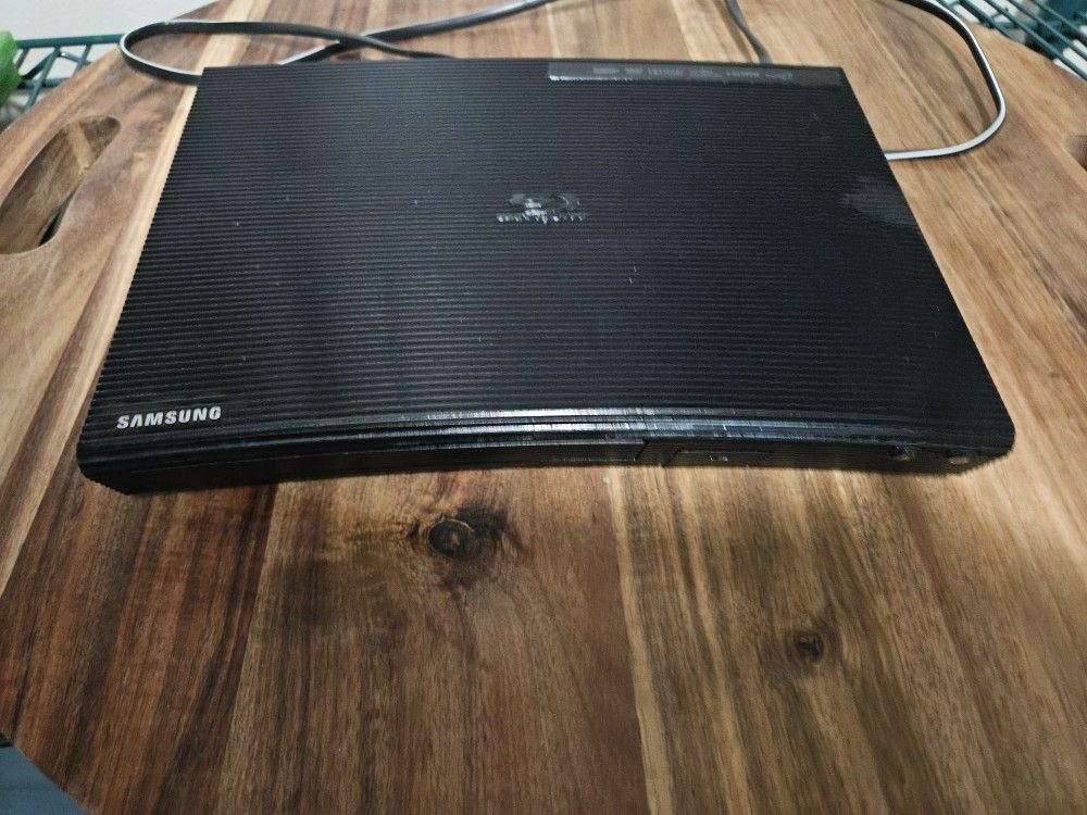 📀 Samsung Blu-ray Player — $20 OBO