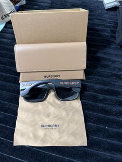 Burberry Sun Glasses