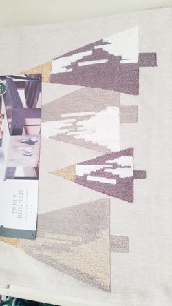 Tree Table Runner