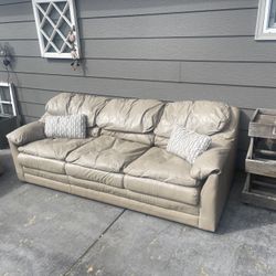 Beautiful Leather Couch Set