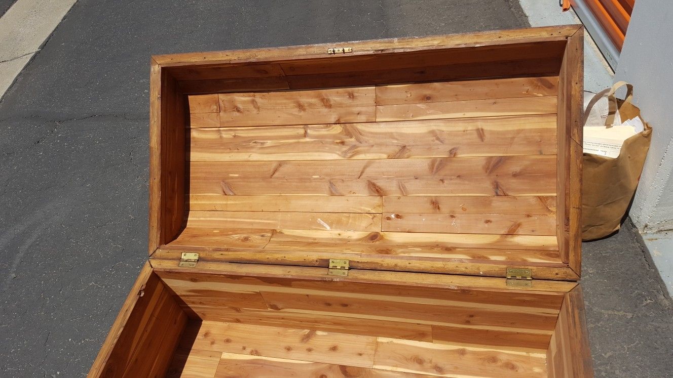 Cedarchest