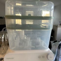 Momcozy bottle sterilizer 
