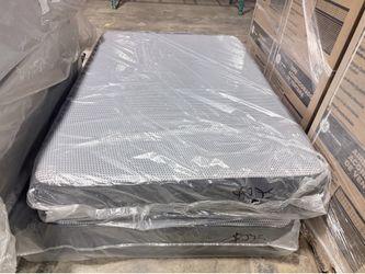 COLCHÓN MATRIMONIAL MEMORY FOAM / FULL MATTRESS