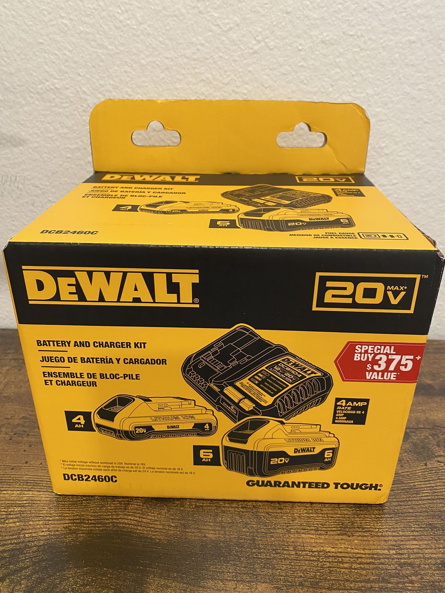 DEWALT - 6.0Ah and 4.0Ah Battery and Charger Starter Kit