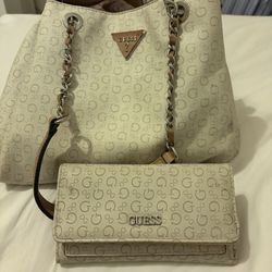 Guess Tote And Wallet 
