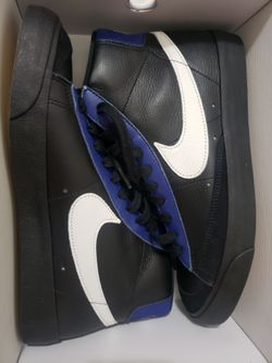 Nike Blazer Mid Sneakers