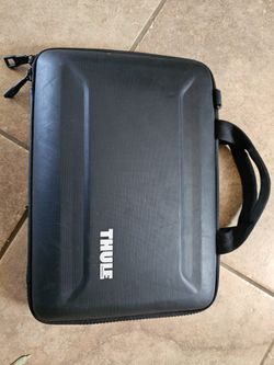 Thul Laptop Case 14"