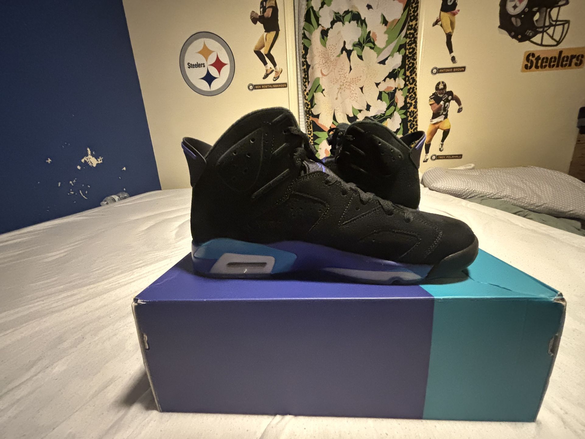 Aqua 6s-Worn Once 11.5
