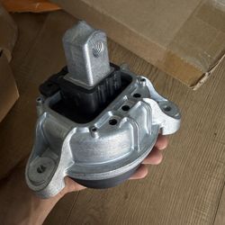 BMW Left Engine Mount (Hydraulic Mount)