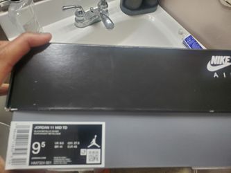 Football cleats