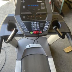 Treadmill 