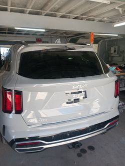 2023 Kia Sorrento rear tailgate shell