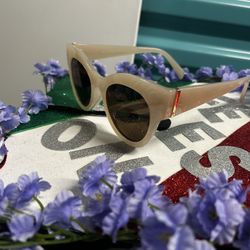 Rayban Women’s Sunglasses With Case