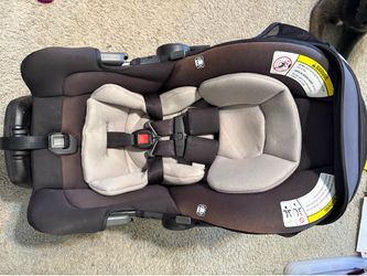 Nuna Car Seat + 2 Bases
